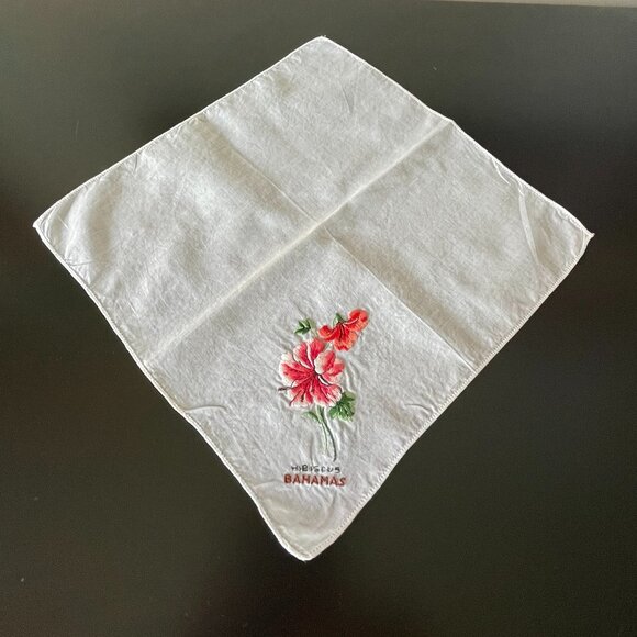 Vintage Set (4) Bahamas Embroidered Flowers Napkins - Picture 6 of 7